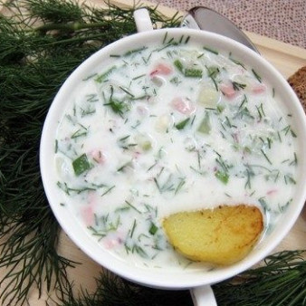 Окрошка на кефире и минеральной воде