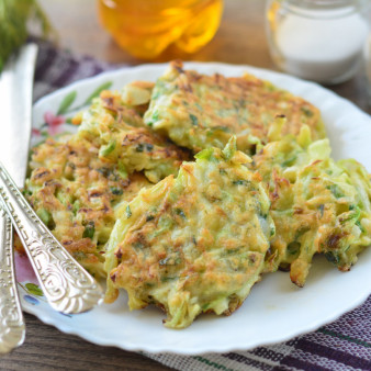 Оладьи из молодой капусты