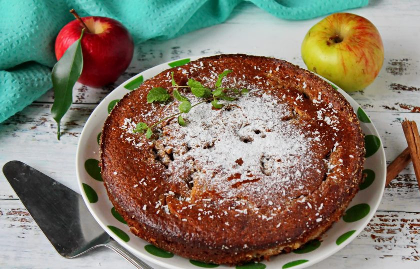 1. Этап. Кето-шарлотка с яблоками: Приятного аппетита!