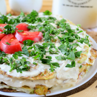 Кабачковый торт с помидорами