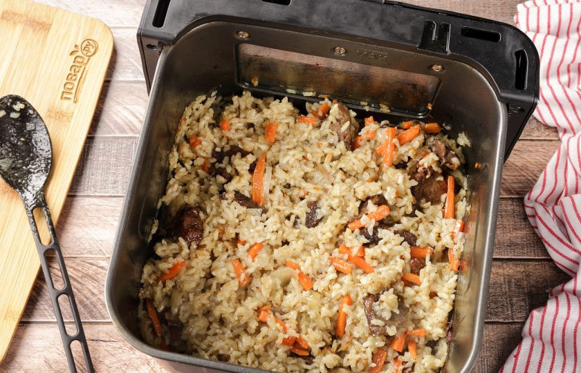 1. Этап. Плов в аэрогриле: Это конечно не классический плов, который можно приготовить в казане, но получается тоже очень вкусно! Рекомендую попробовать если очень хочется плова, а под рукой только аэрогриль.