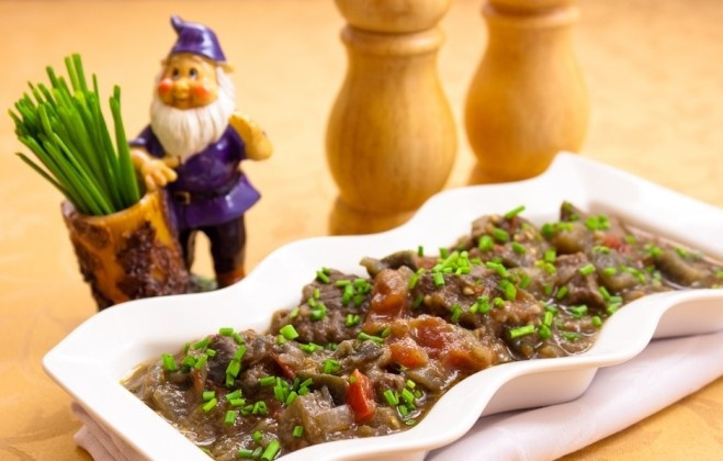 1. Этап. Баклажаны по-дагестански: При подаче посыпаем зеленью. Приятного аппетита!