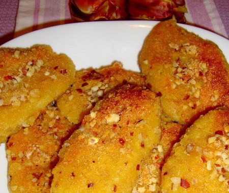 1. Этап. Овощной фарш: Жарим до золотистого цвета на сковороде с двух сторон.