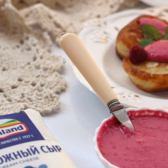 Творожно-ягодный соус
