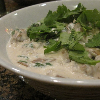 Язык под соусом бешамель