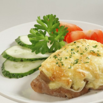 Мясо с сыром в мультиварке