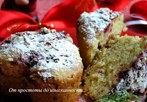 1. Этап. Блонди с малиной и миндалем: Если выпекали в большой форме, то разрежьте на порционные квадраты.