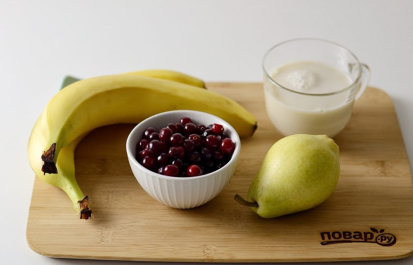 1. Этап. Фруктово-ягодный смузи: Подготовьте все ингредиенты.