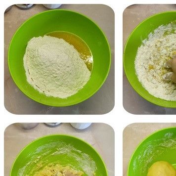 1. Этап. Пирог Кучеряшка: Постепенно ввести мучную смесь в полученную в миске массу. Замесить крутое тесто и разделить его на две неравные части. Меньшую часть положить на час в морозильник.