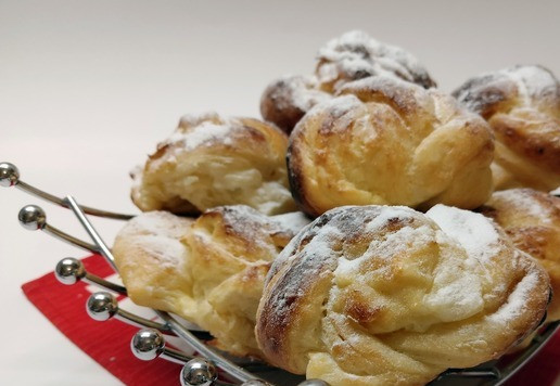 1. Этап. Булочки Клубочек с творожным сыром: Приятного аппетита!