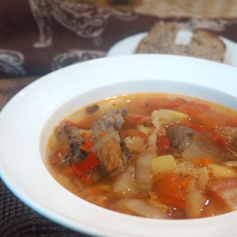 Суп из баранины с помидорами