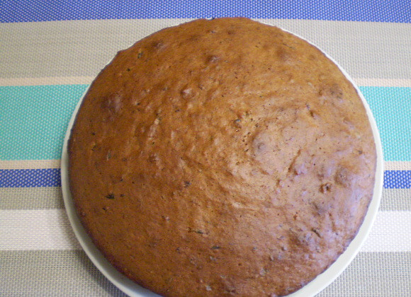 1. Этап. Коврижка с вареньем на кефире: 7. Остуживаем в форме, после извлекаем. Коврижка с вареньем на кефире готова, приятного!