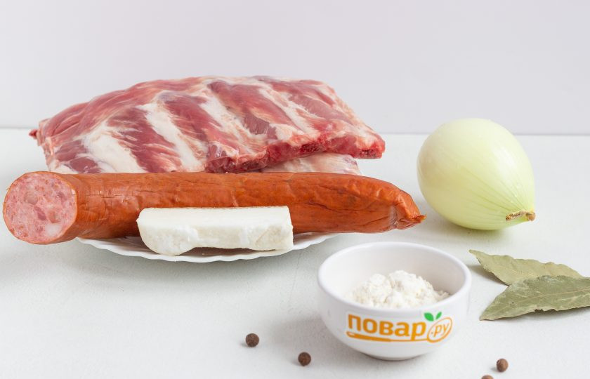 1. Этап. Пряженина: Подготовьте все необходимые ингредиенты.