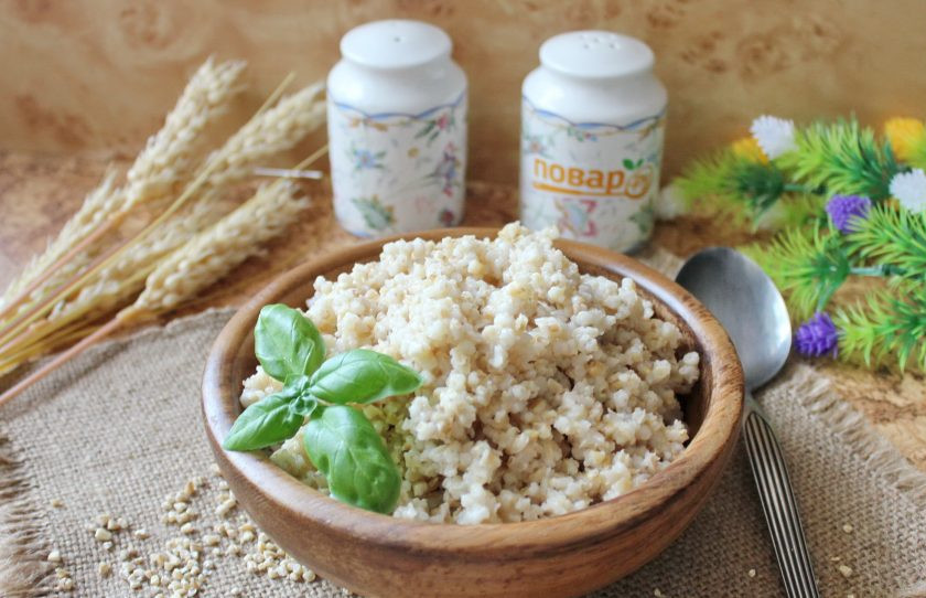 1. Этап. Ячневая каша на воде в мультиварке: Каша из ячневой крупы на воде готова. Можно подавать к столу.