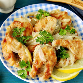 Щука жареная с луком