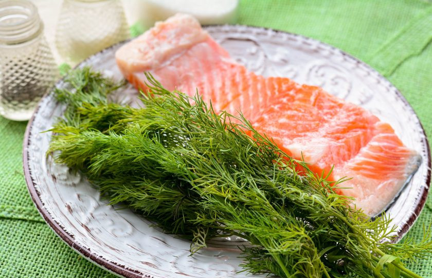 1. Этап. Семга соленая: Подготовьте ингредиенты.