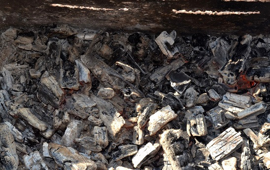 1. Этап. Пеленгас на мангале: Когда рыбка пропиталась, можно заняться мангалом.