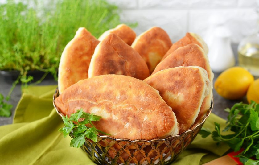 1. Этап. Вкусные пирожки на кефире: Они получились нежные, очень мягкие и вкусные!