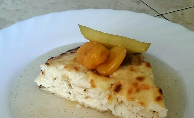 1. Этап. Творожная запеканка без масла: Запеканку готовьте в духовом шкафу в течение 30 минут. Подавайте с любимым сиропом или мёдом.