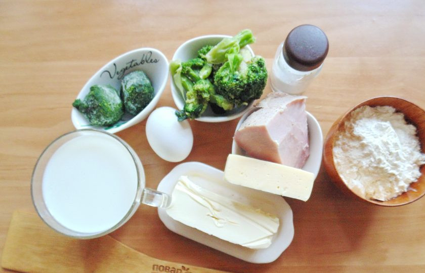 1. Этап. Киш с брокколи и шпинатом: Подготовьте ингредиенты для приготовления киша с брокколи и шпинатом.