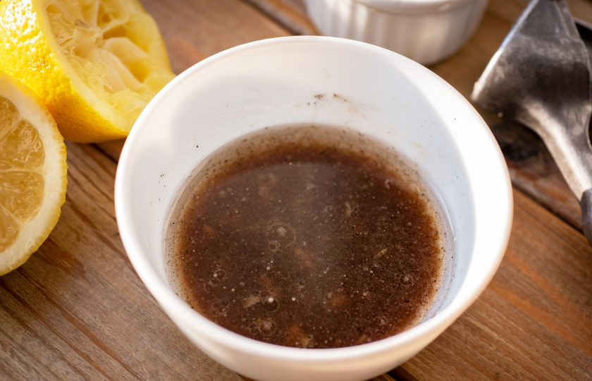 1. Этап. Антрекот в аэрогриле: Перемешайте ингредиенты.