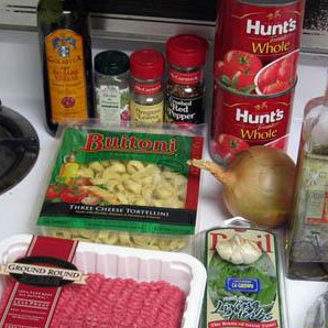 1. Этап. Сырный Тортеллини с мясным соусом: Ингредиенты