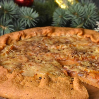 Томатная галета с тунцом