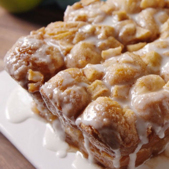 Apple Fritter Monkey Bread