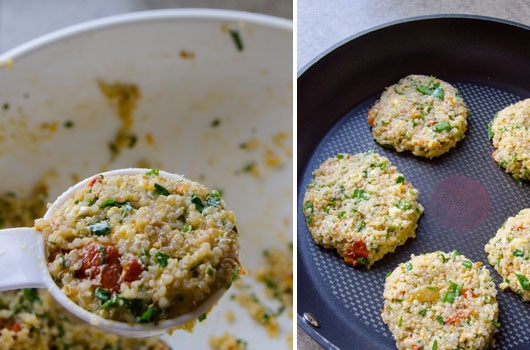 1. Этап. Оладьи из киноа: 2. Тщательно перемешайте все до однородности. Разогрейте сковороду с чуточкой масла. Сформируйте небольшие оладушки, выложите их на сковороду. Жарьте на среднем огне до румяной корочки с двух сторон.