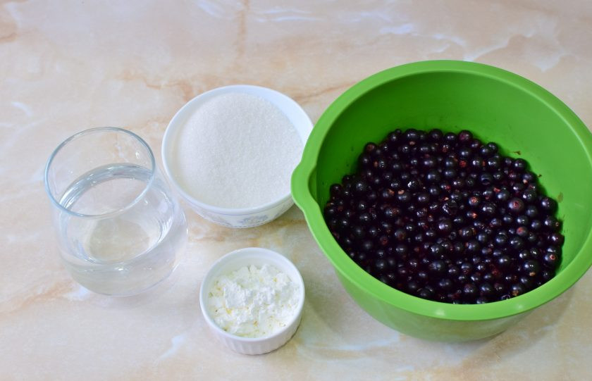 1. Этап. Конфитюр из черной смородины: Для приготовления конфитюра подготовьте необходимые ингредиенты.