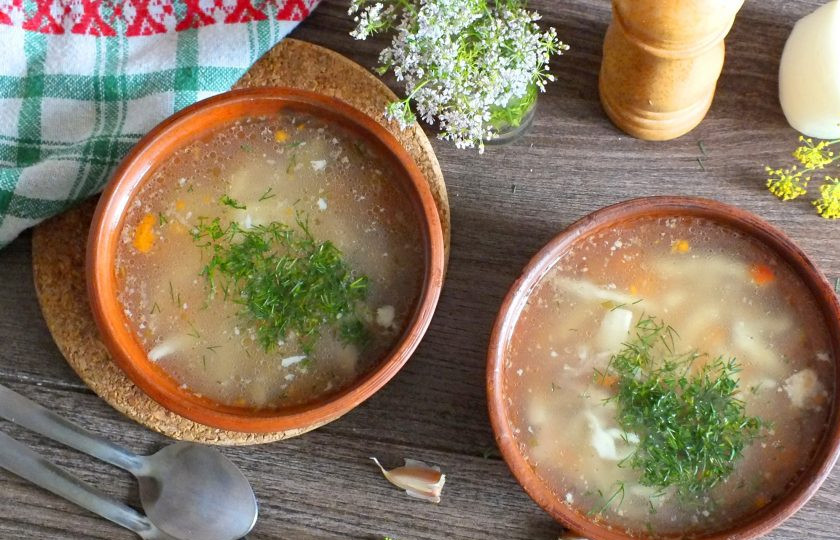 1. Этап. Суп из утки в мультиварке: Перед подачей по вкусу добавьте свежую зелень. Приятного аппетита!