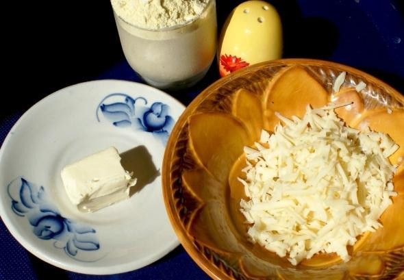 1. Этап. Полента: Вот все ингредиенты, из которых готовится полента. Немного, правда?:)