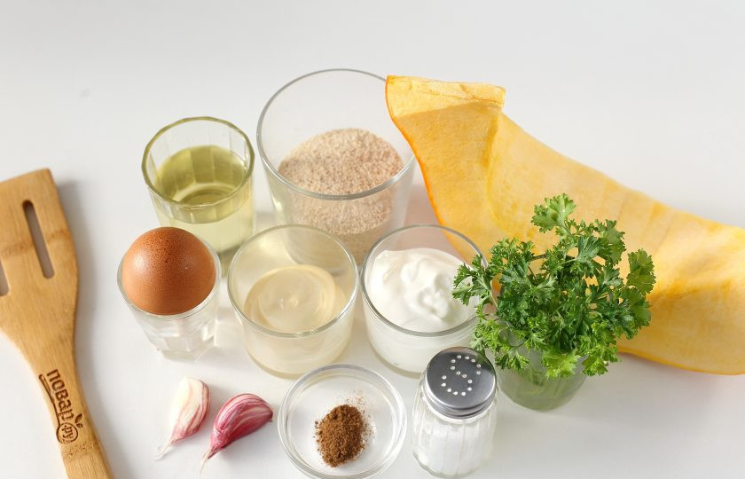 1. Этап. Шницели из тыквы: Подготовьте все ингредиенты.