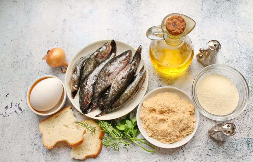 1. Этап. Котлеты из ротана: Подготовьте все необходимые ингредиенты для приготовления рыбных котлет из ротана.