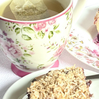 Запечённая овсянка с черникой и творогом