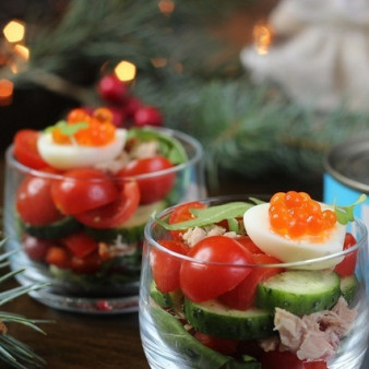 Коктейльный салат с тунцом