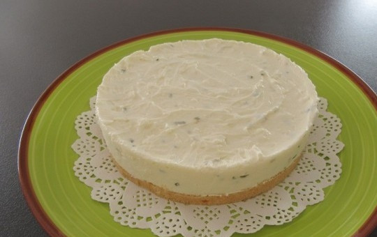 1. Этап. Закусочный чизкейк: 8. Перед подачей на стол снимите формовочный круг.