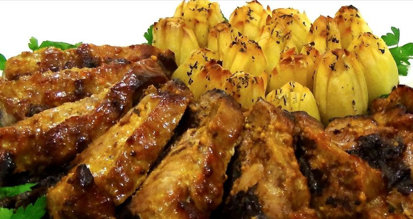 1. Этап. Запеченное мясо Книжка: 4. Дайте мясу постоять в рукаве 10 минут, после чего переложите его на блюдо. Приятного аппетита!