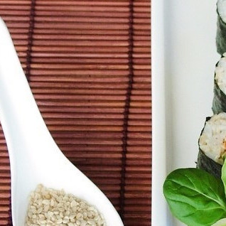 Роллы с тунцом консервированным