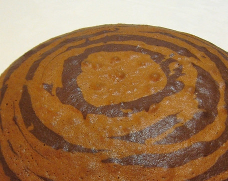 1. Этап. Бисквитный пирог Зебра: 5. Вот и все! Наш красивый пирог готов!