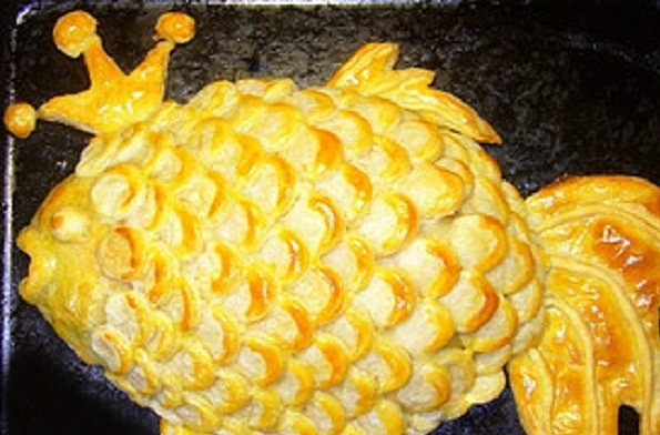 1. Этап. Пирог в виде рыбы: 4. Пирог получается не только вкусный, но еще и красивый!