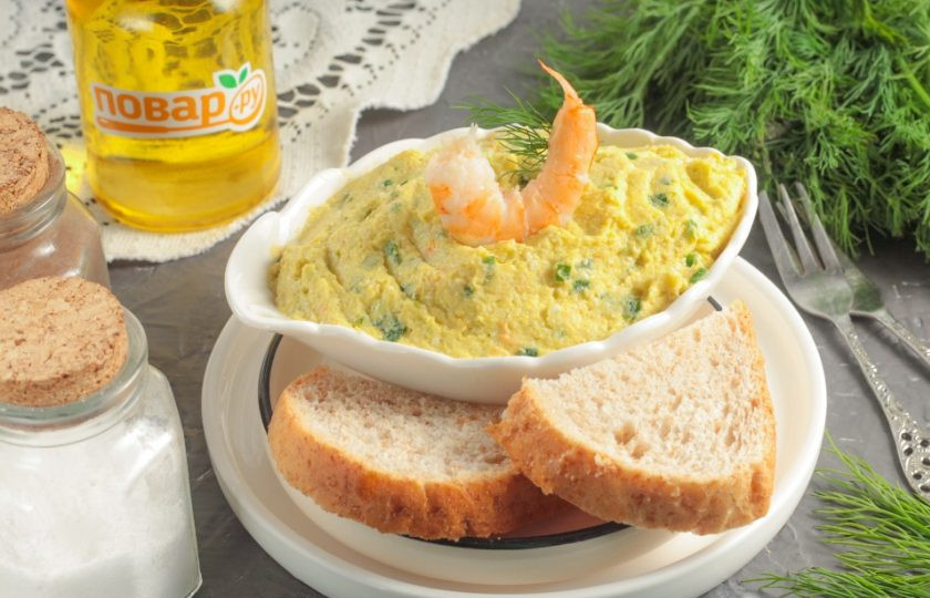 1. Этап. Креветочный паштет: Выложите креветочный паштет в соусник или пиалу и охладите в холодильнике. Подавайте к столу холодным с тостами, гренками, поджаренным хлебом и т.д.