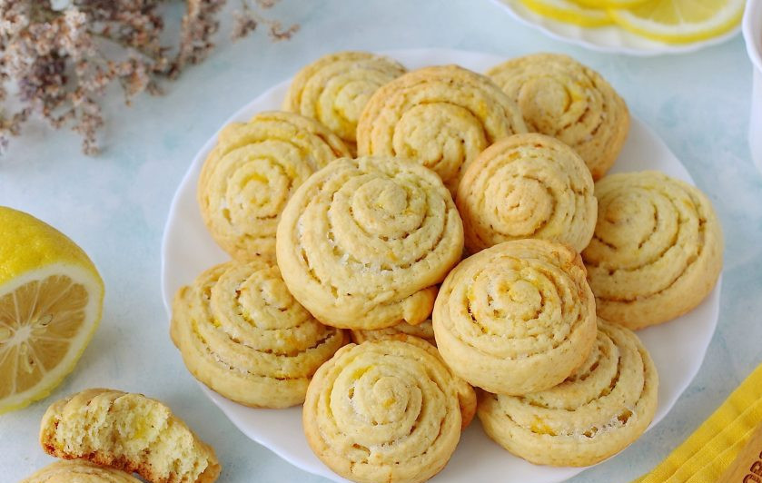 1. Этап. Лимонное печенье на кефире: Приятного чаепития!