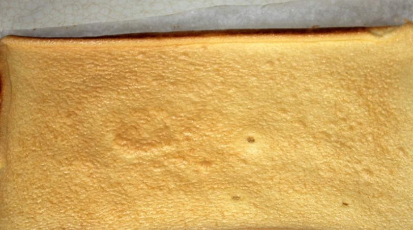 1. Этап. Бисквитное тесто для коржей: Вот такой красивый бисквит получается!