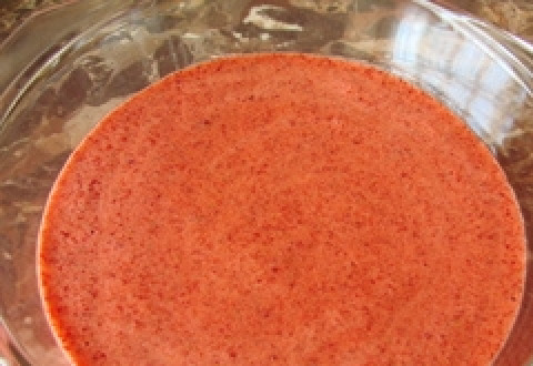 1. Этап. Мармелад из земляники: Получается однородная масса.