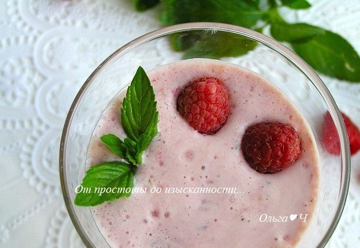 1. Этап. Мятный смузи Сочные ягодки: Подавайте, украсив ягодами и мятой.