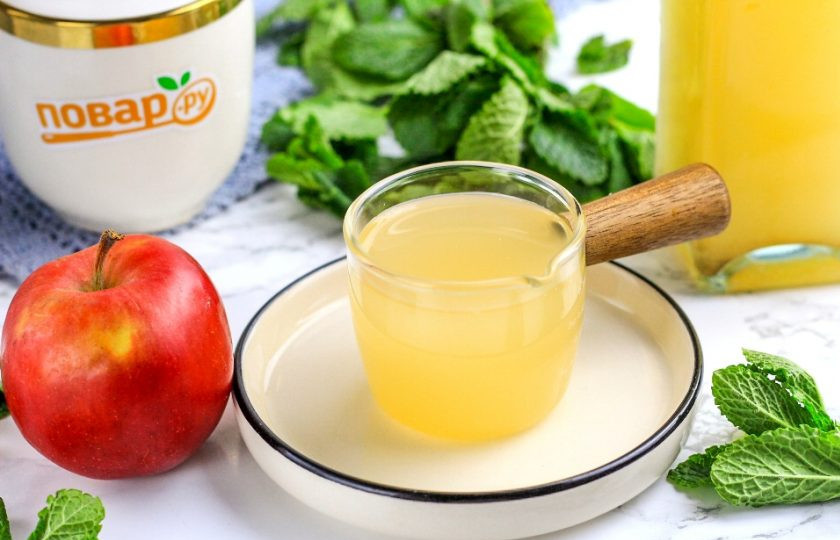 1. Этап. Домашний яблочный уксус: Готовый продукт храните на холоде, пользуясь при необходимости.