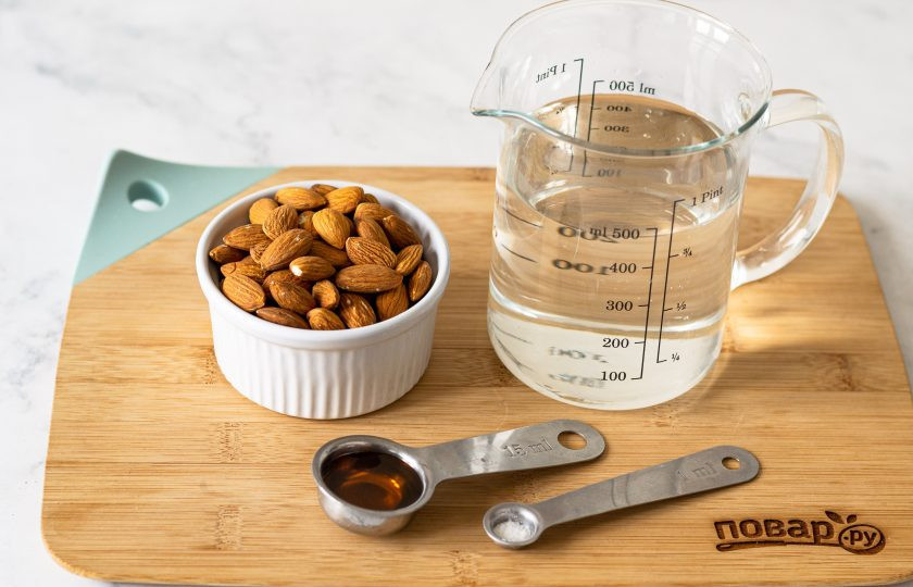 1. Этап. Вегетарианское молоко в домашних условиях: Подготовьте все ингредиенты.