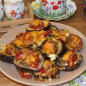 Баклажаны, запеченные с помидорами и грибами