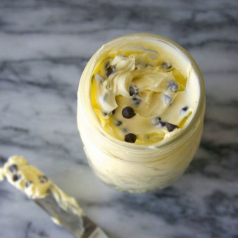 Chocolate Chip Frosting